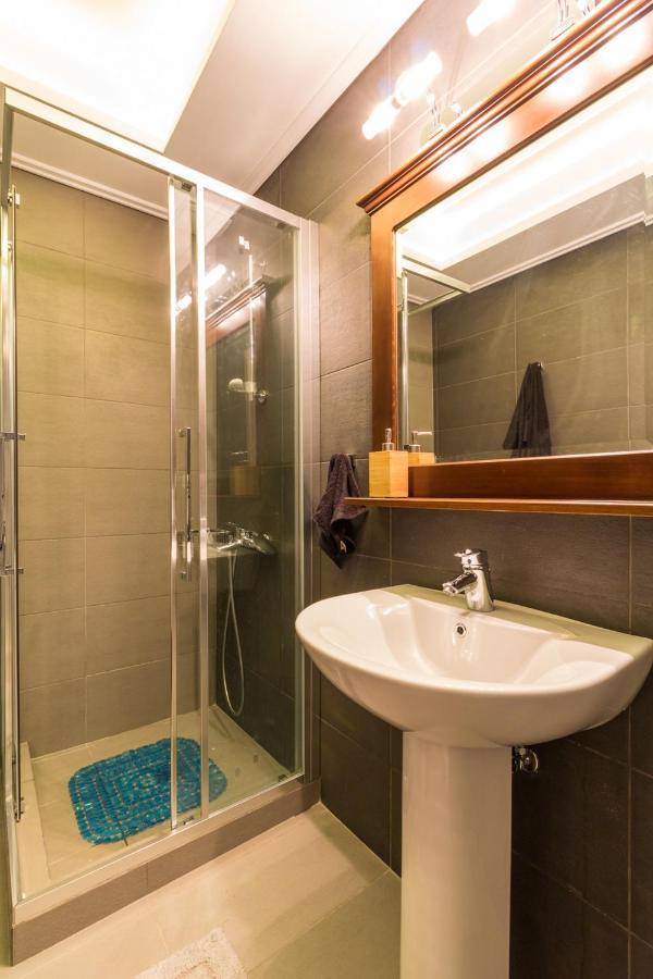Comfortable And Spacious 2 Bdr Apt Athens Ngoại thất bức ảnh